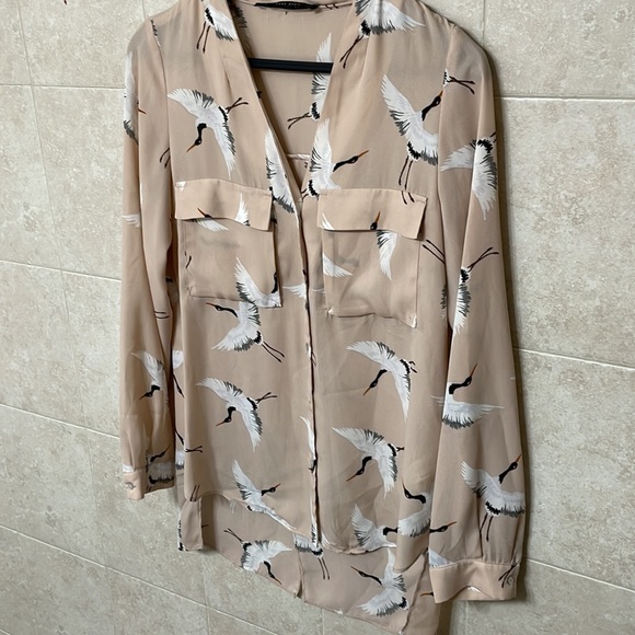 6/$18 Zara items size small - Picture 3 of 7